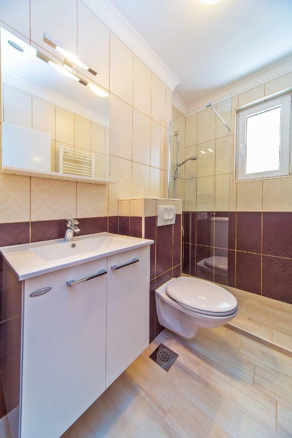 Apartment Residence Narona Млини Екстер'єр фото